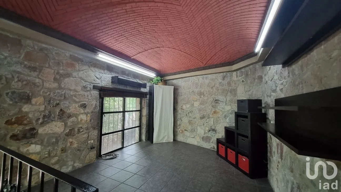Departamento en Renta en Residencial Marfil, Guanajuato, Guanajuato | NEX-277307 | iad México | Foto 2 de 10
