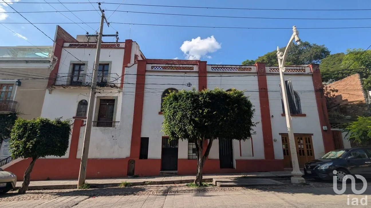 Local en Renta en Paseo de La Presa, Guanajuato, Guanajuato | NEX-277317 | iad México | Foto 1 de 9