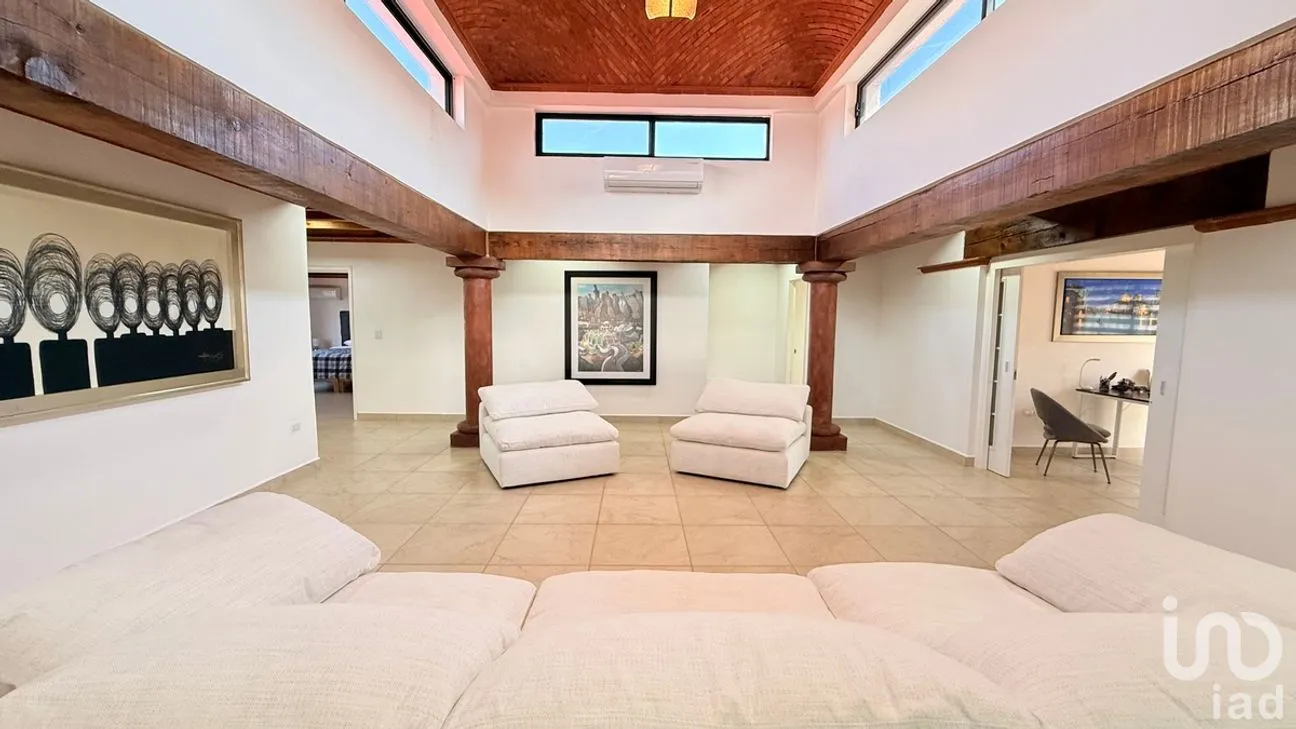 Casa en Venta en Burócrata, Guanajuato, Guanajuato | NEX-277408 | iad México | Foto 1 de 38