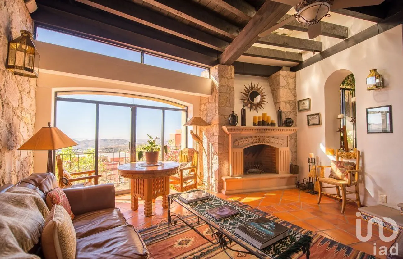 Casa en Venta en Lomas de Valenciana, Guanajuato, Guanajuato | NEX-277412 | iad México | Foto 4 de 39