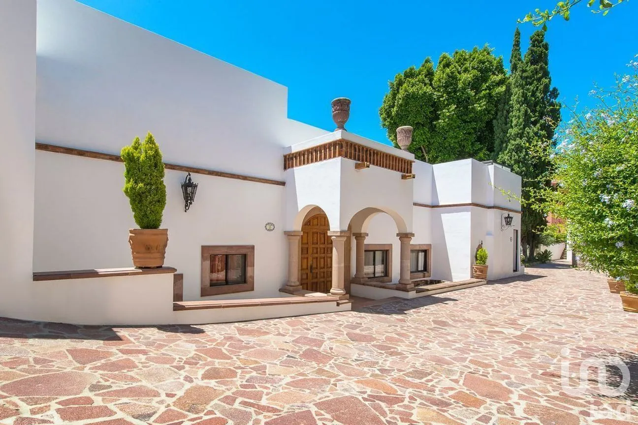 Casa en Venta en Lomas de Valenciana, Guanajuato, Guanajuato | NEX-277412 | iad México | Foto 8 de 39