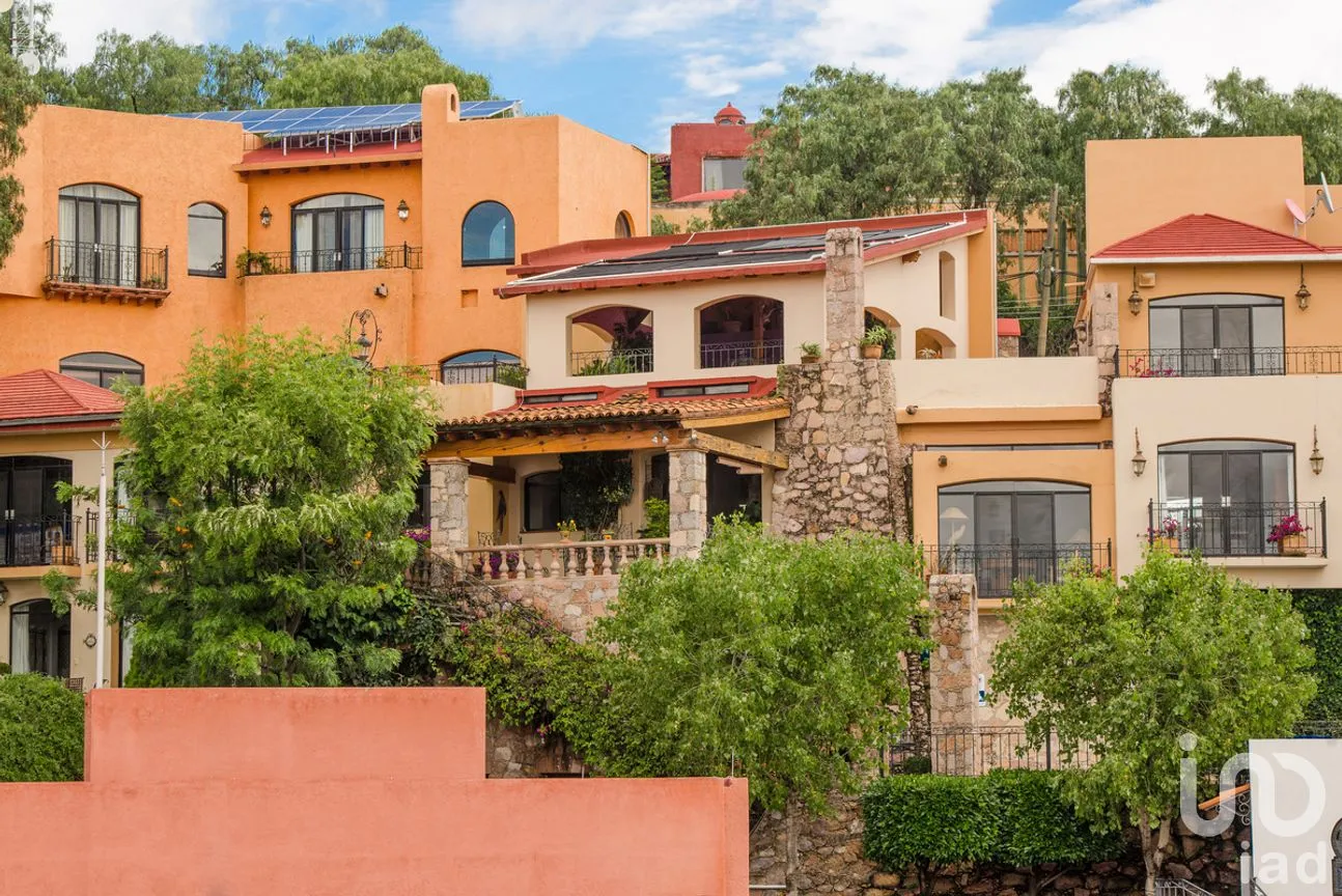 Casa en Venta en Guanajuato Centro, Guanajuato, Guanajuato | NEX-277413 | iad México | Foto 2 de 39