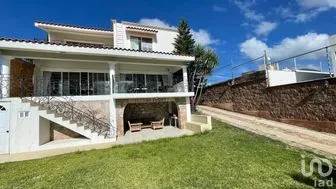 NEX-278180 - Casa en Renta, con 3 recamaras, con 3 baños, con 320 m2 de construcción en Residencial Marfil, CP 36255, Guanajuato.