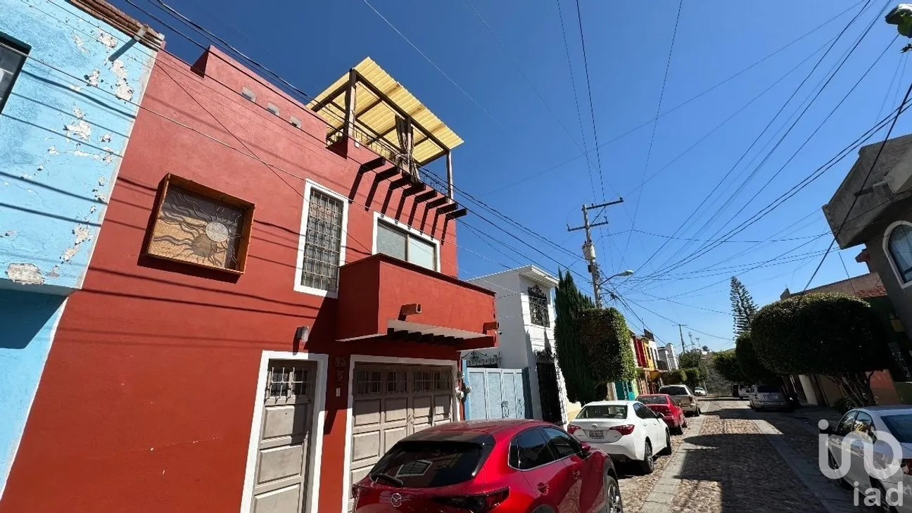 Departamento en Renta en Lomas de Marfil I, Guanajuato, Guanajuato | NEX-278542 | iad México | Foto 2 de 16