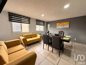 NEX-279023 - Oficina en Renta, con 25 m2 de construcción en Residencial Marfil, CP 36255, Guanajuato.