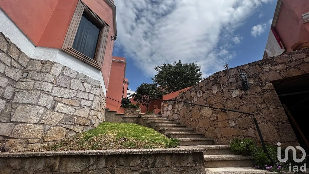 Casa en Venta en Residencial Marfil, Guanajuato, Guanajuato | NEX-284284 | iad México | Foto 2 de 20