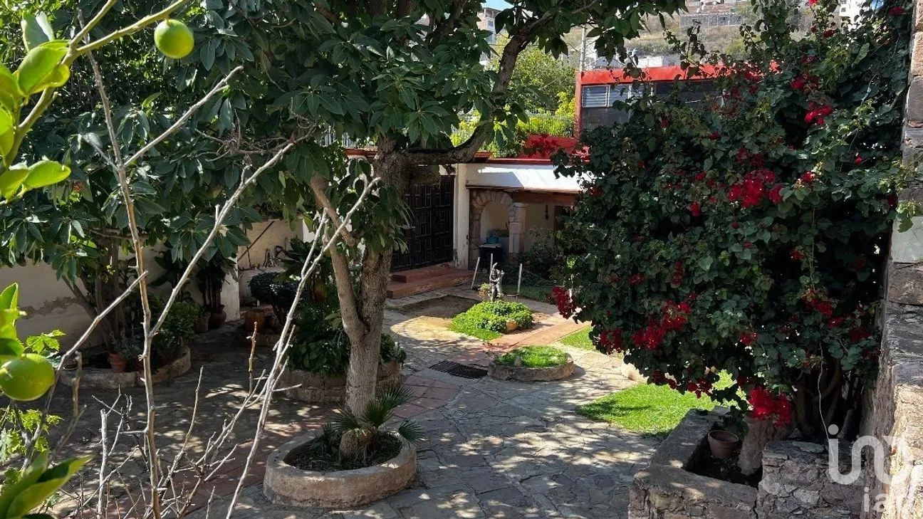 Casa en Venta en Residencial Marfil, Guanajuato, Guanajuato | NEX-284289 | iad México | Foto 26 de 35