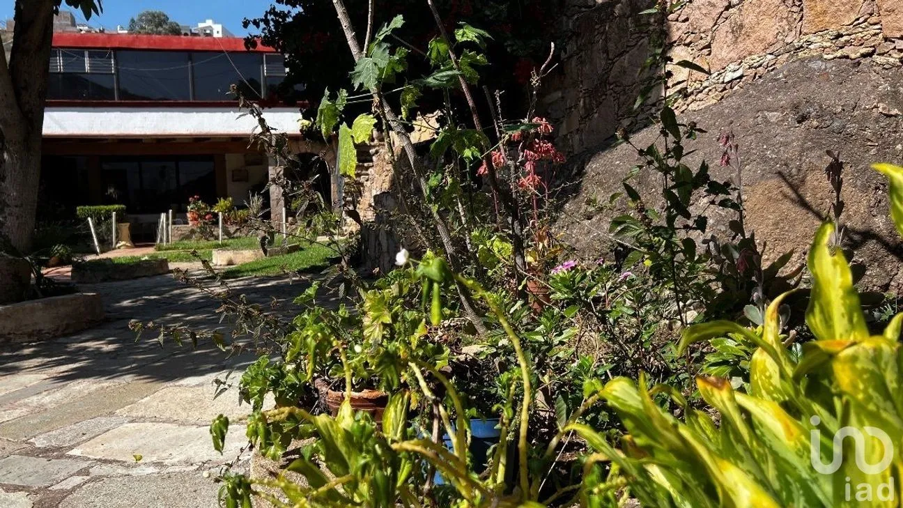 Casa en Venta en Residencial Marfil, Guanajuato, Guanajuato | NEX-284289 | iad México | Foto 30 de 35