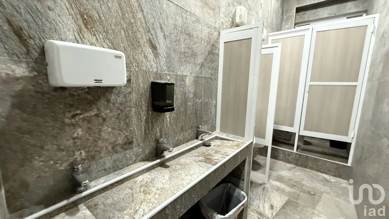 Oficina en Renta en Burocrático, Guanajuato, Guanajuato | NEX-284298 | iad México | Foto 12 de 26