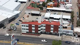 NEX-284299 - Oficina en Renta, con 74 m2 de construcción en Burocrático, CP 36255, Guanajuato.