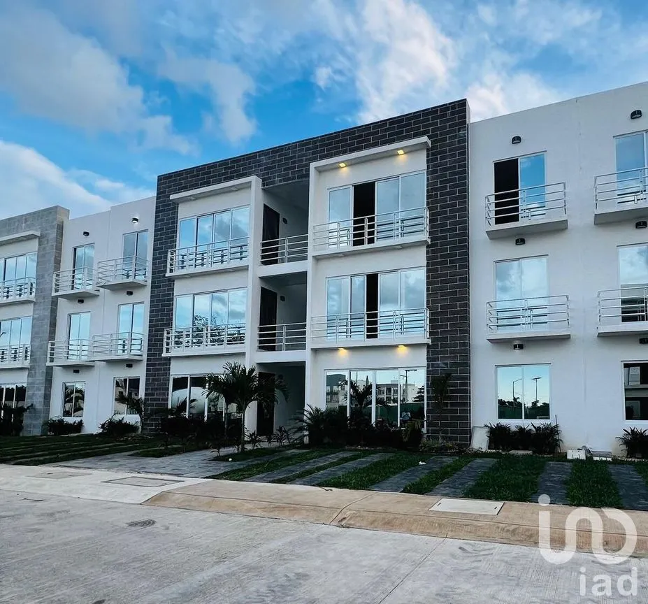 Departamento en Venta en Supermanzana 319, Benito Juárez, Quintana Roo | NEX-284651 | iad México | Foto 2 de 48