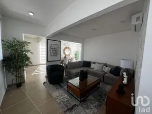 NEX-284652 - Departamento en Venta, con 3 recamaras, con 2 baños, con 208 m2 de construcción en Supermanzana 319, CP 77536, Quintana Roo.