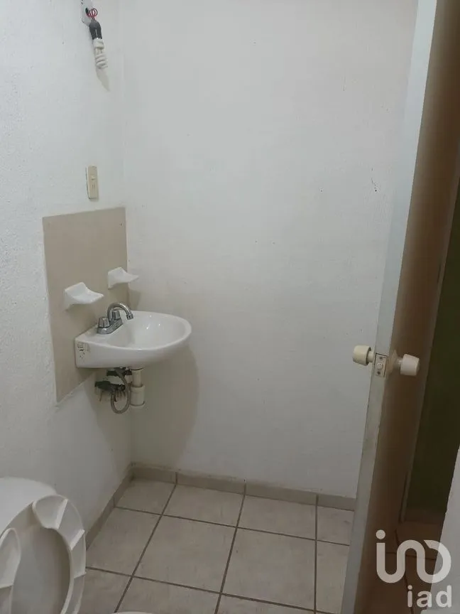 Casa en Renta en Villas de San Nicolás III, León, Guanajuato | NEX-292338 | iad México | Foto 7 de 13