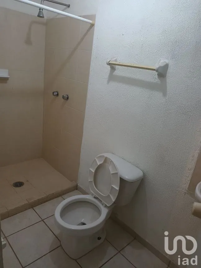 Casa en Renta en Villas de San Nicolás III, León, Guanajuato | NEX-292338 | iad México | Foto 9 de 13