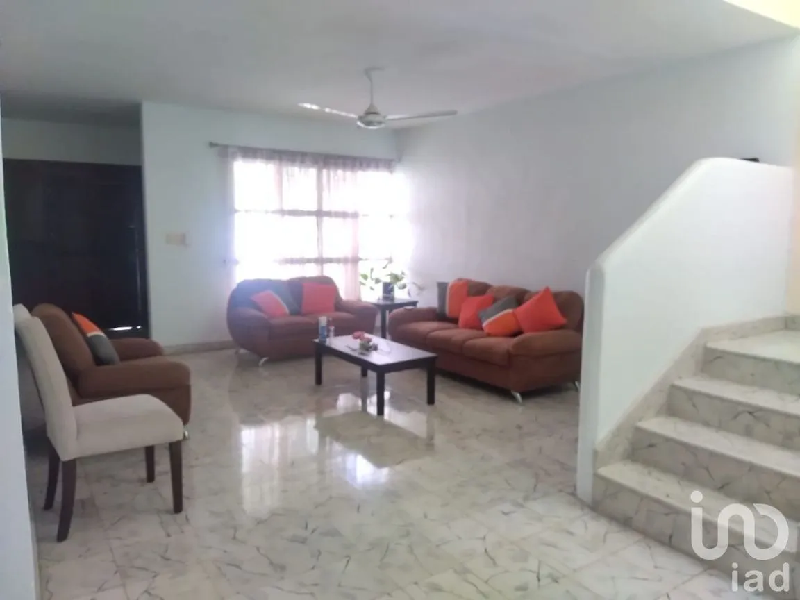 Casa en Venta en Las Brisas, Mérida, Yucatán | NEX-226935 | iad México | Foto 3 de 36