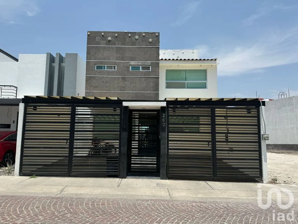 Casa en Venta en Cumbres del Lago, Querétaro, Querétaro | NEX-226686 | iad México | Foto 1 de 44