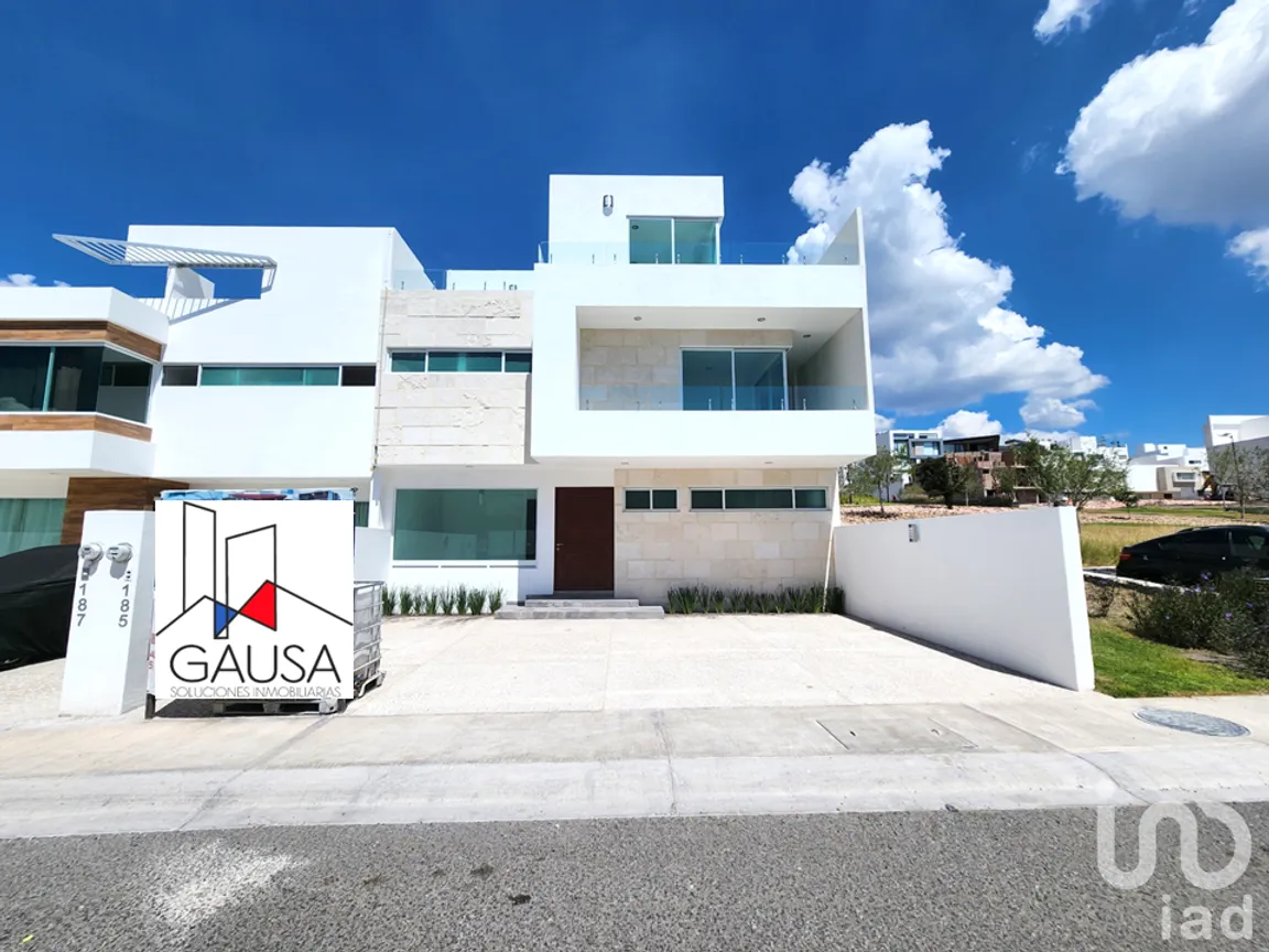 Casa en Venta en Lomas de Juriquilla, Querétaro, Querétaro | NEX-228087 | iad México | Foto 1 de 23