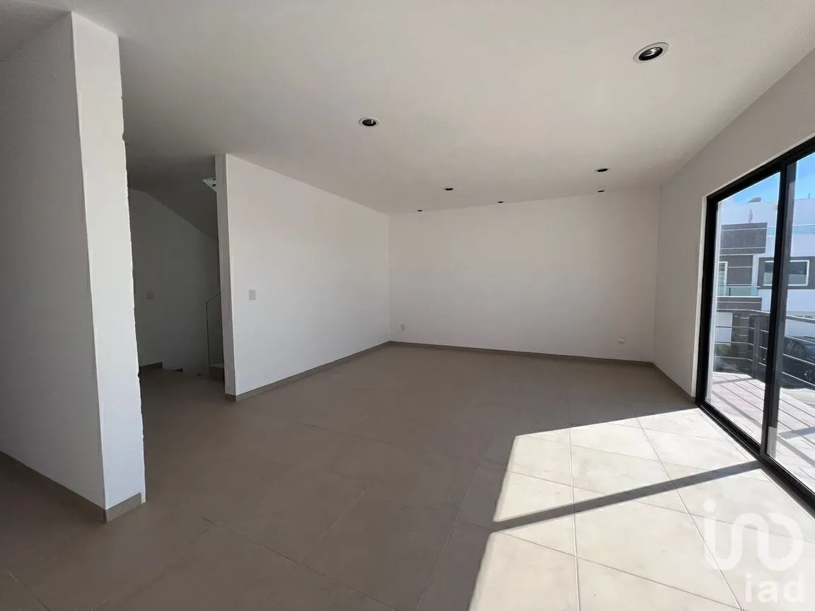 Casa en Venta en Lomas de Juriquilla, Querétaro, Querétaro | NEX-228091 | iad México | Foto 2 de 24