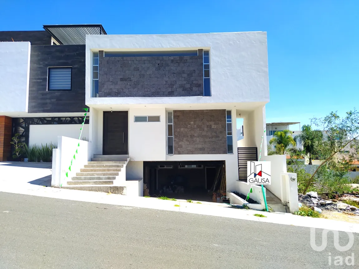 Casa en Venta en Lomas de Juriquilla, Querétaro, Querétaro | NEX-228123 | iad México | Foto 1 de 11