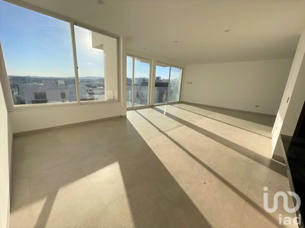 Casa en Venta en Lomas de Juriquilla, Querétaro, Querétaro | NEX-228129 | iad México | Foto 17 de 28