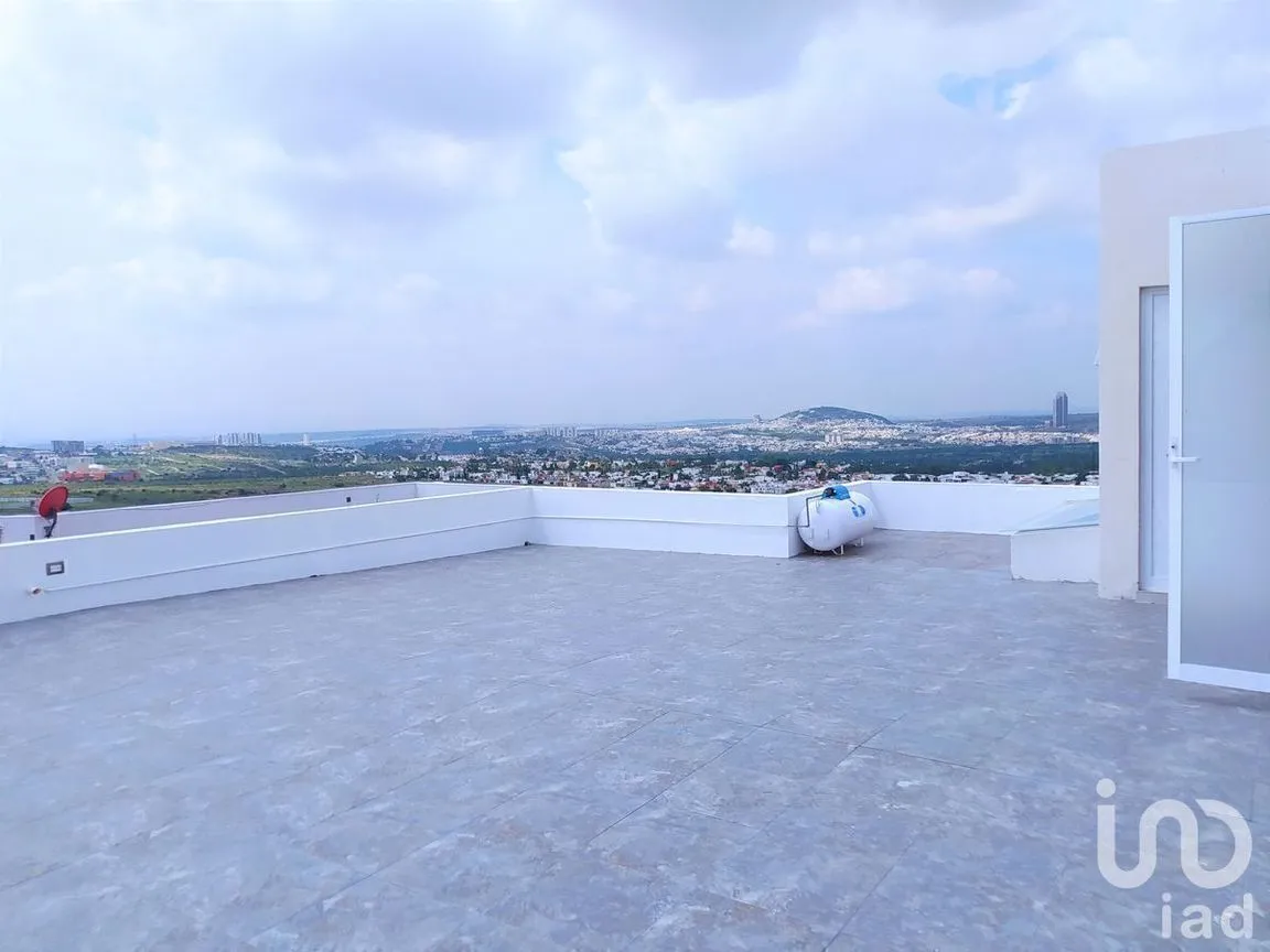 Casa en Venta en Lomas de Juriquilla, Querétaro, Querétaro | NEX-228129 | iad México | Foto 9 de 28