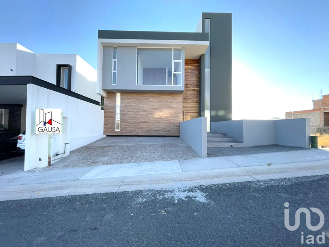 Casa en Venta en Lomas de Juriquilla, Querétaro, Querétaro | NEX-228129 | iad México | Foto 1 de 28