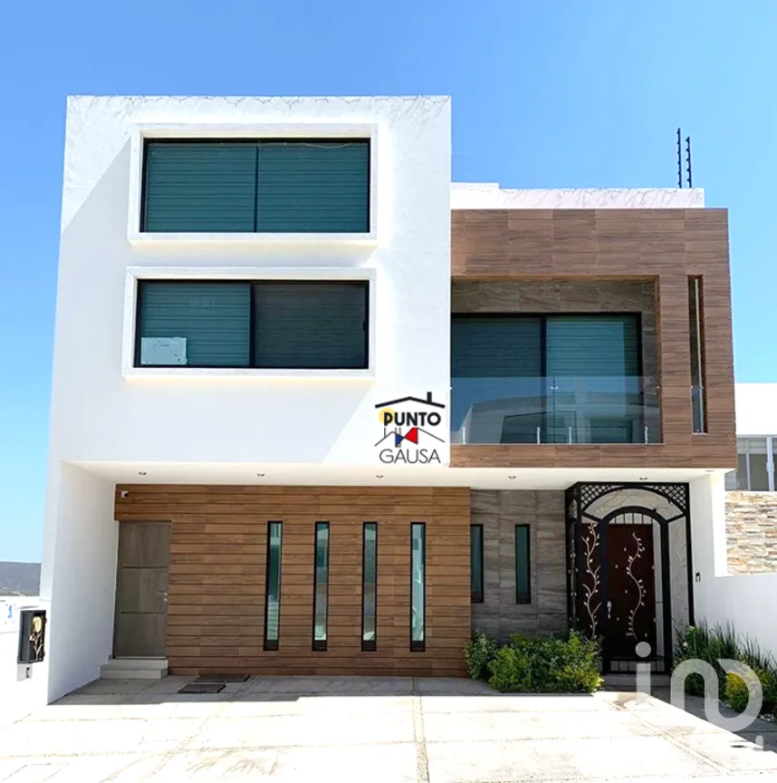 Casa en Venta en Cumbres del Lago, Querétaro, Querétaro | NEX-228154 | iad México | Foto 1 de 44