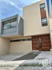 NEX-228156 - Casa en Venta, con 4 recamaras, con 4 baños, con 255 m2 de construcción en Zona este Milenio III, CP 76246, Querétaro.