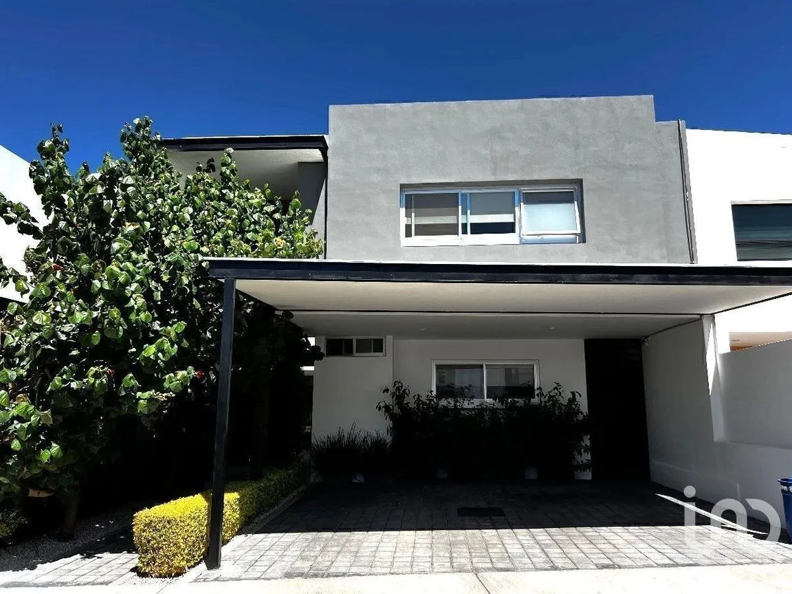 Casa en Venta en Lomas de Juriquilla, Querétaro, Querétaro | NEX-229336 | iad México | Foto 1 de 29