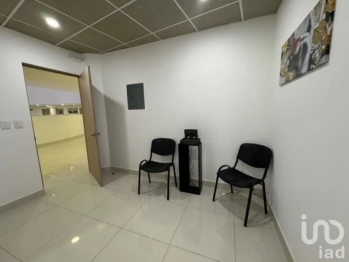 Local en Renta en Juriquilla, Querétaro, Querétaro | NEX-229873 | iad México | Foto 5 de 10