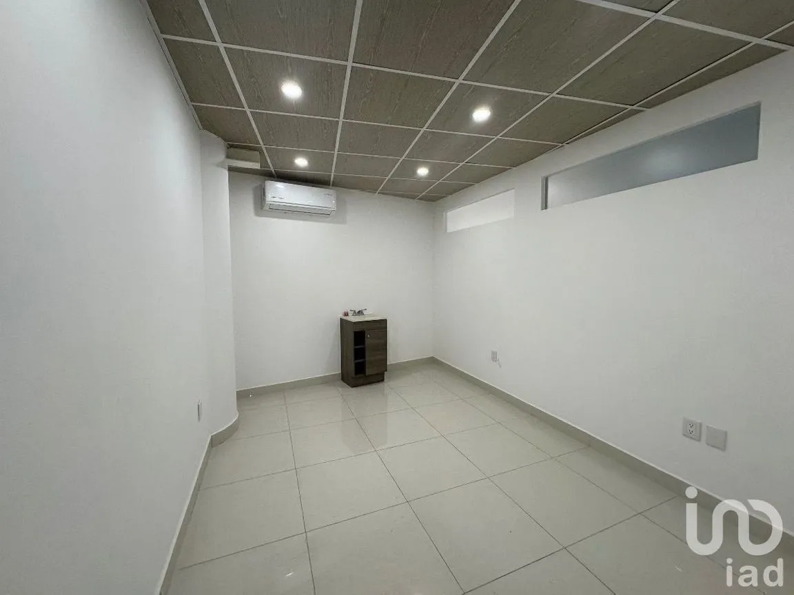 Local en Renta en Juriquilla, Querétaro, Querétaro | NEX-229873 | iad México | Foto 1 de 10