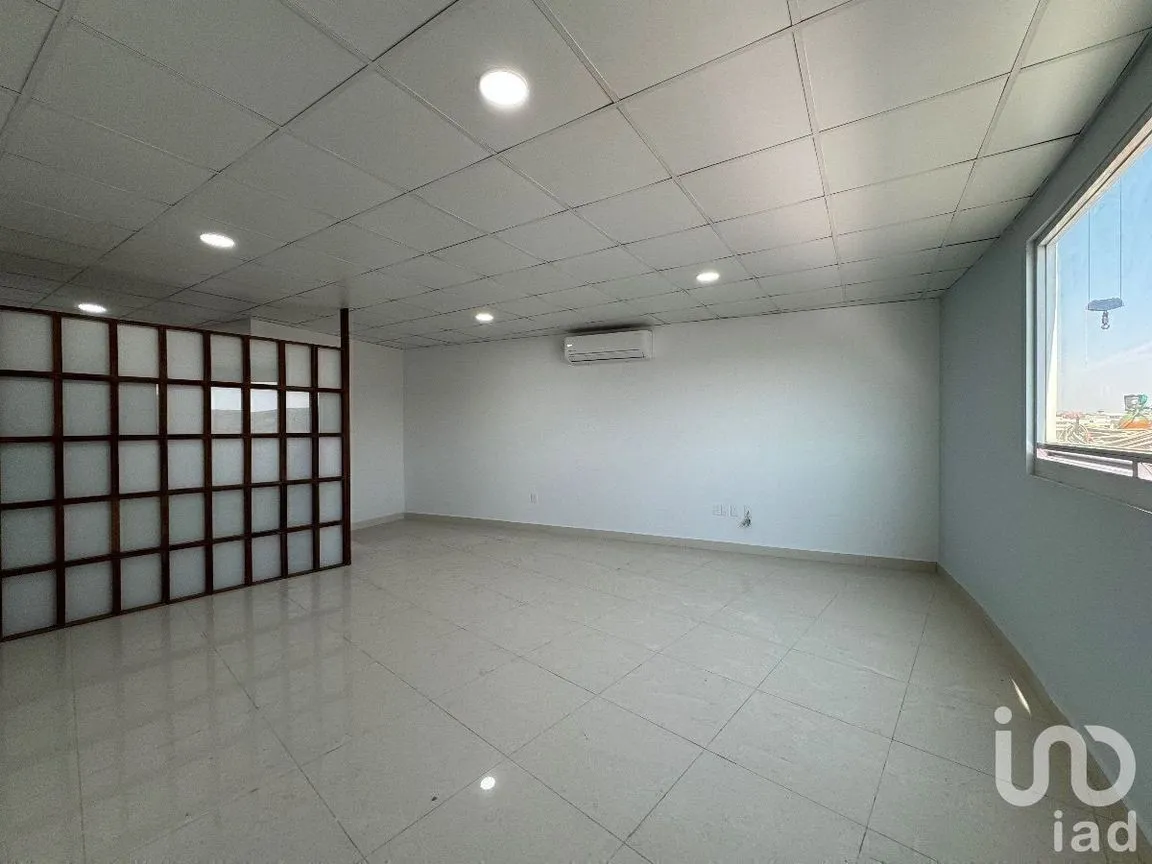 Local en Renta en Juriquilla, Querétaro, Querétaro | NEX-229874 | iad México | Foto 2 de 10