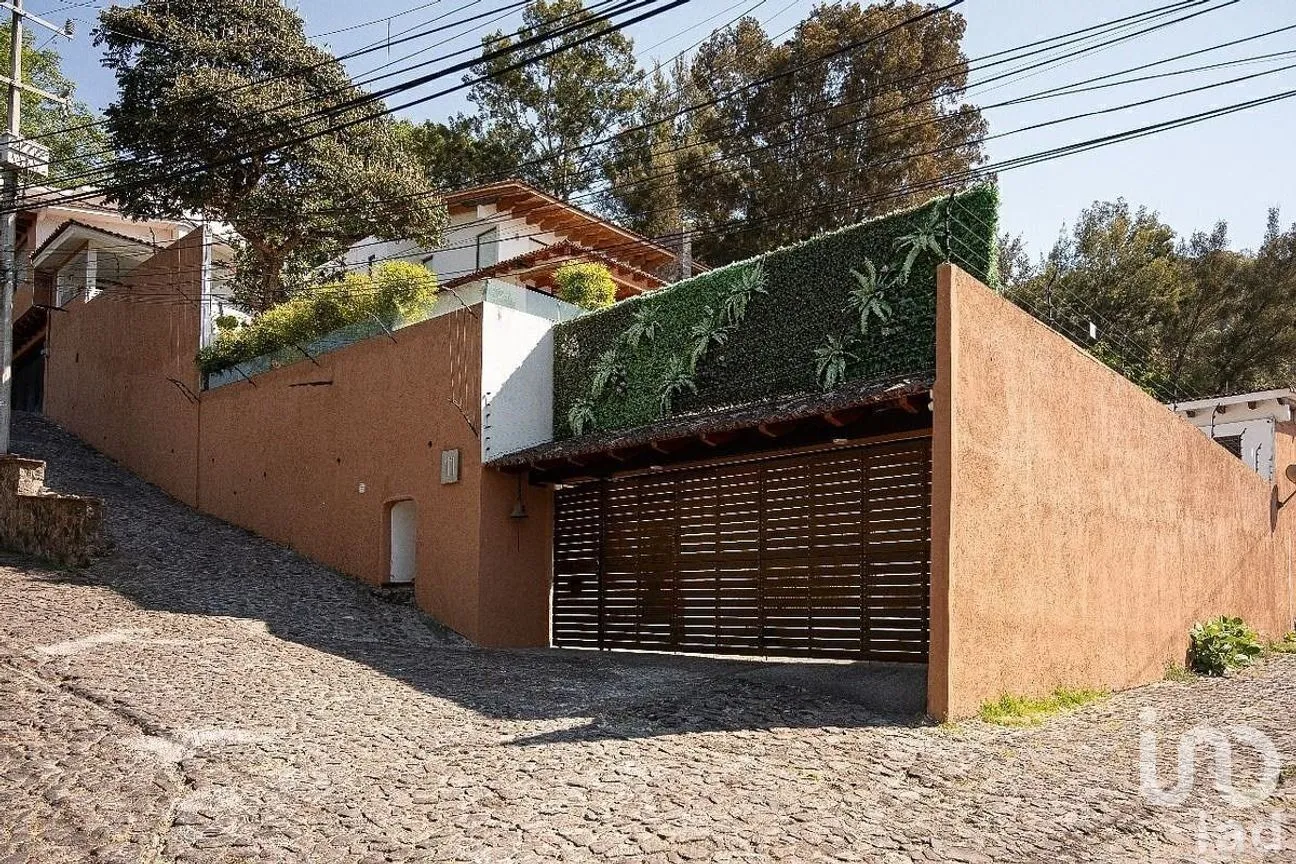 Casa en Renta en Valle de Bravo, Valle de Bravo, Estado de México | NEX-290341 | iad México | Foto 29 de 33