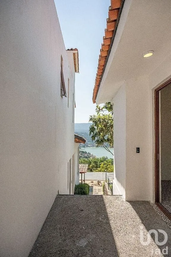 Casa en Renta en Valle de Bravo, Valle de Bravo, Estado de México | NEX-290341 | iad México | Foto 33 de 33