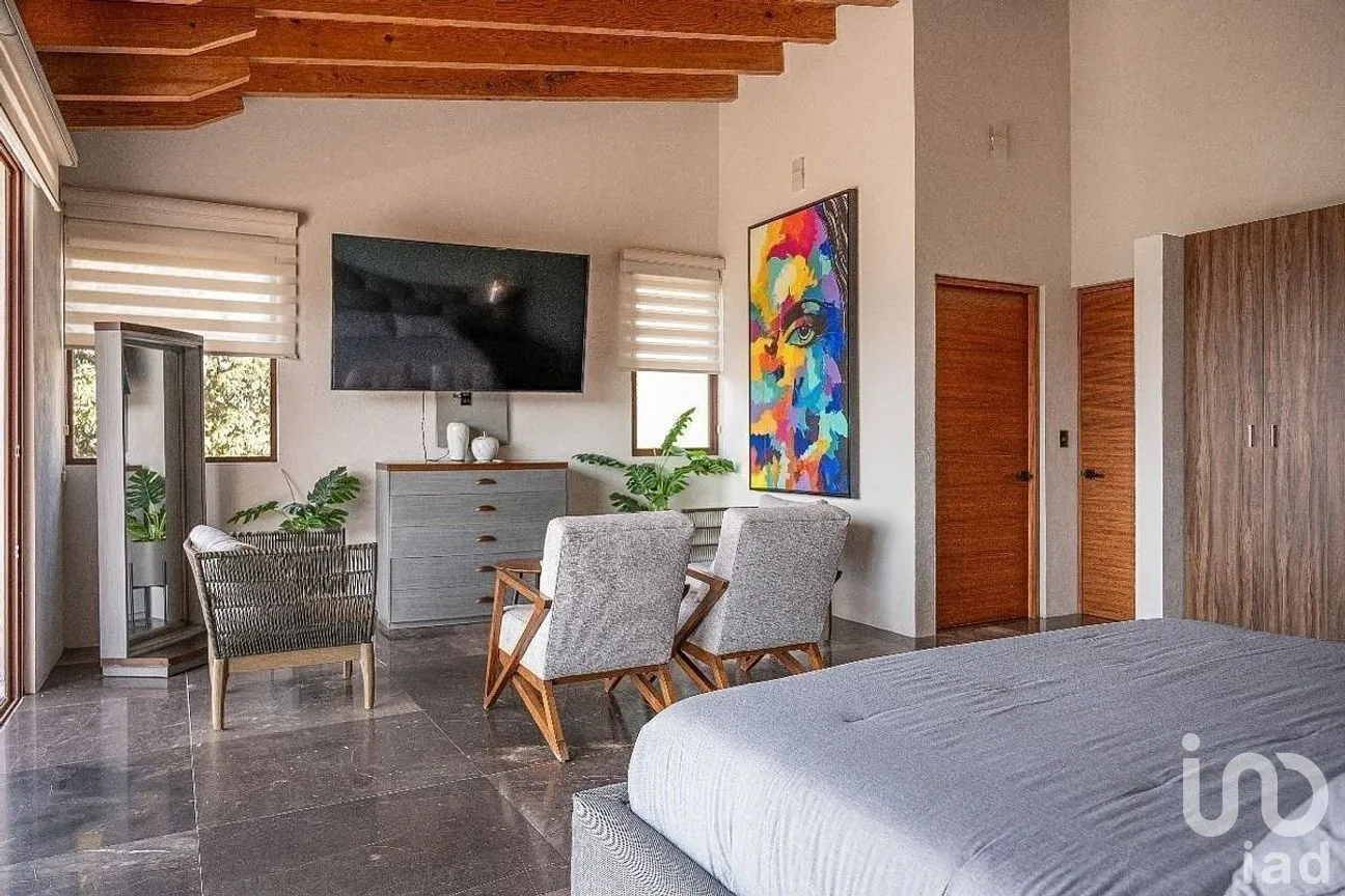 Casa en Renta en Valle de Bravo, Valle de Bravo, Estado de México | NEX-290341 | iad México | Foto 5 de 33