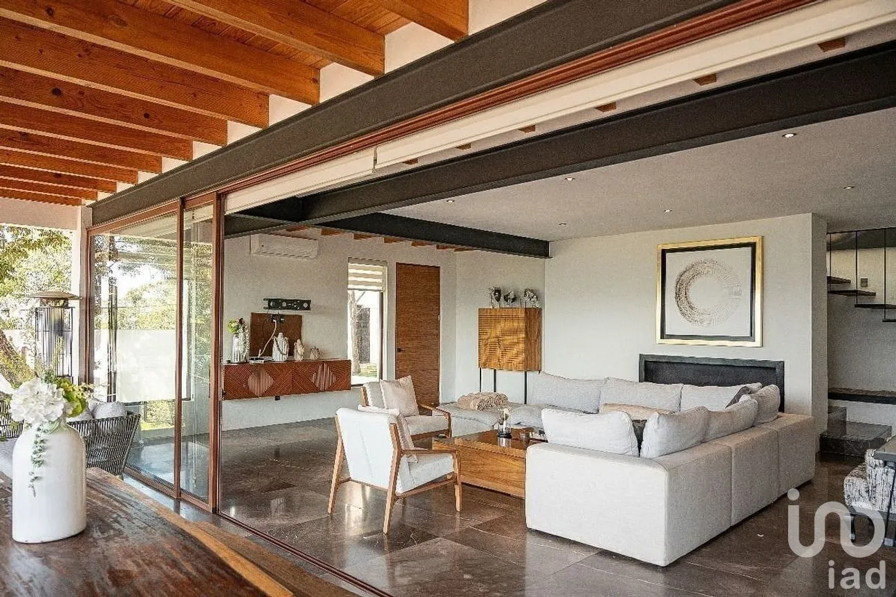 Casa en Renta en Valle de Bravo, Valle de Bravo, Estado de México | NEX-290341 | iad México | Foto 7 de 33