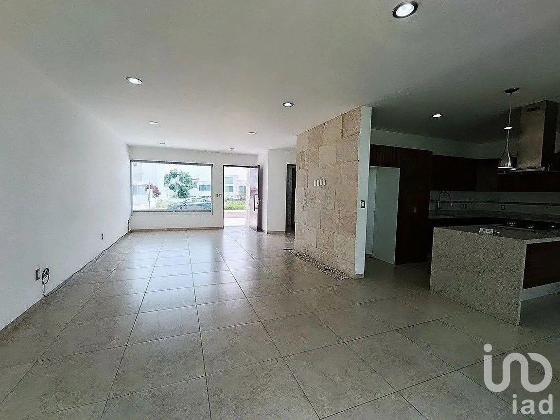 Casa en Venta en Lomas de Juriquilla, Querétaro, Querétaro | NEX-292202 | iad México | Foto 2 de 23