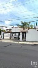 NEX-294027 - Casa en Venta, con 3 recamaras, con 3 baños, con 250 m2 de construcción en Juriquilla, CP 76226, Querétaro.