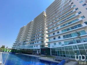 NEX-294033 - Departamento en Venta, con 2 recamaras, con 2 baños, con 165 m2 de construcción en Juriquilla, CP 76226, Querétaro.