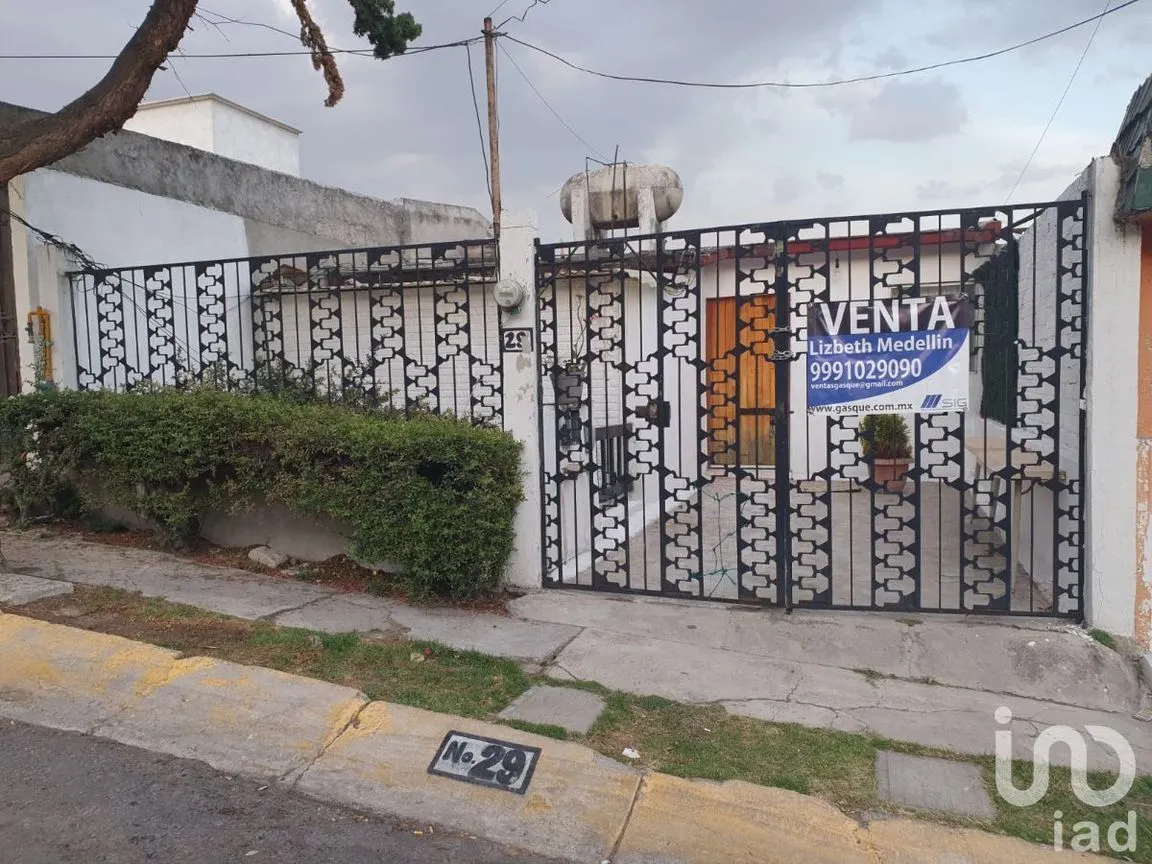 Casa en Venta en Villas de la Hacienda, Atizapán de Zaragoza, Estado De México | NEX-202516 | iad México | Foto 1 de 5