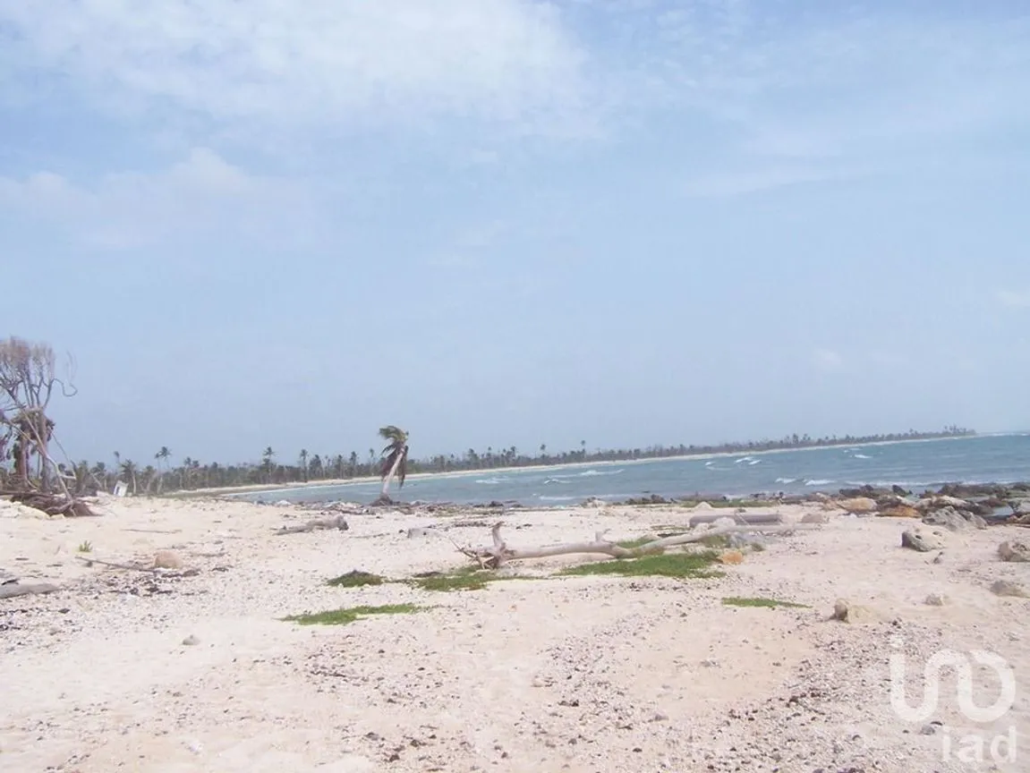 Terreno en Venta en Bacalar, Bacalar, Quintana Roo | NEX-229138 | iad México | Foto 1 de 4