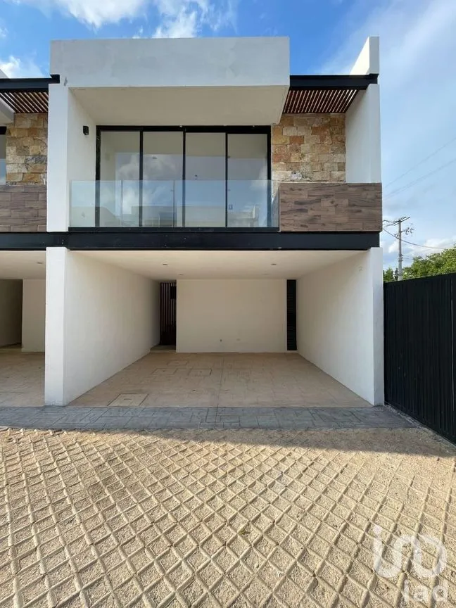 Casa en Venta en Cholul, Mérida, Yucatán | NEX-230202 | iad México | Foto 1 de 10