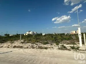 NEX-270011 - Terreno en Venta en Chicxulub Puerto, CP 97330, Yucatán.