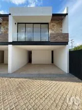 NEX-270356 - Casa en Venta, con 2 recamaras, con 2 baños, con 164 m2 de construcción en Cholul, CP 97305, Yucatán.