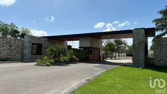 NEX-271707 - Terreno en Venta en Tixcuytún, CP 97305, Yucatán.