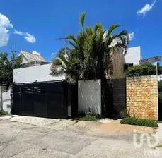 NEX-272208 - Casa en Venta, con 3 recamaras, con 3 baños, con 310 m2 de construcción en Monterreal, CP 97133, Yucatán.