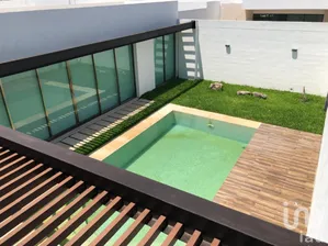 NEX-274143 - Casa en Venta, con 4 recamaras, con 4 baños.