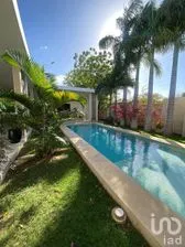 NEX-288044 - Casa en Venta, con 4 recamaras, con 5 baños, con 389 m2 de construcción en La Ceiba, CP 97314, Yucatán.