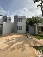 NEX-290621 - Casa en Venta, con 3 recamaras, con 2 baños, con 168 m2 de construcción en Ciudad Caucel, CP 97314, Yucatán.