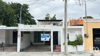 NEX-292230 - Casa en Venta, con 3 recamaras, con 3 baños, con 179.8 m2 de construcción en Mérida Centro, CP 97000, Yucatán.